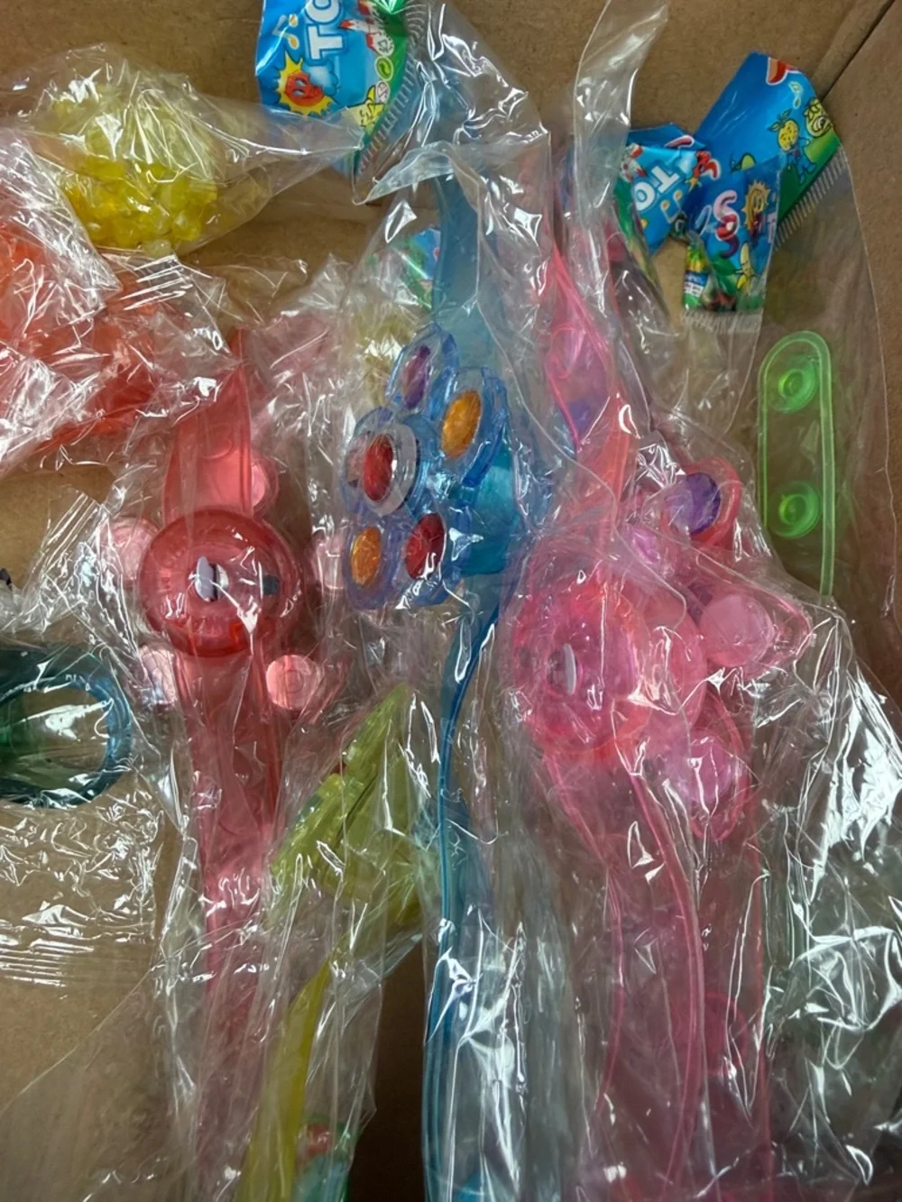 Light Up Variety Toy Kit rings, headbands, bracelets, glasses and glow sticks